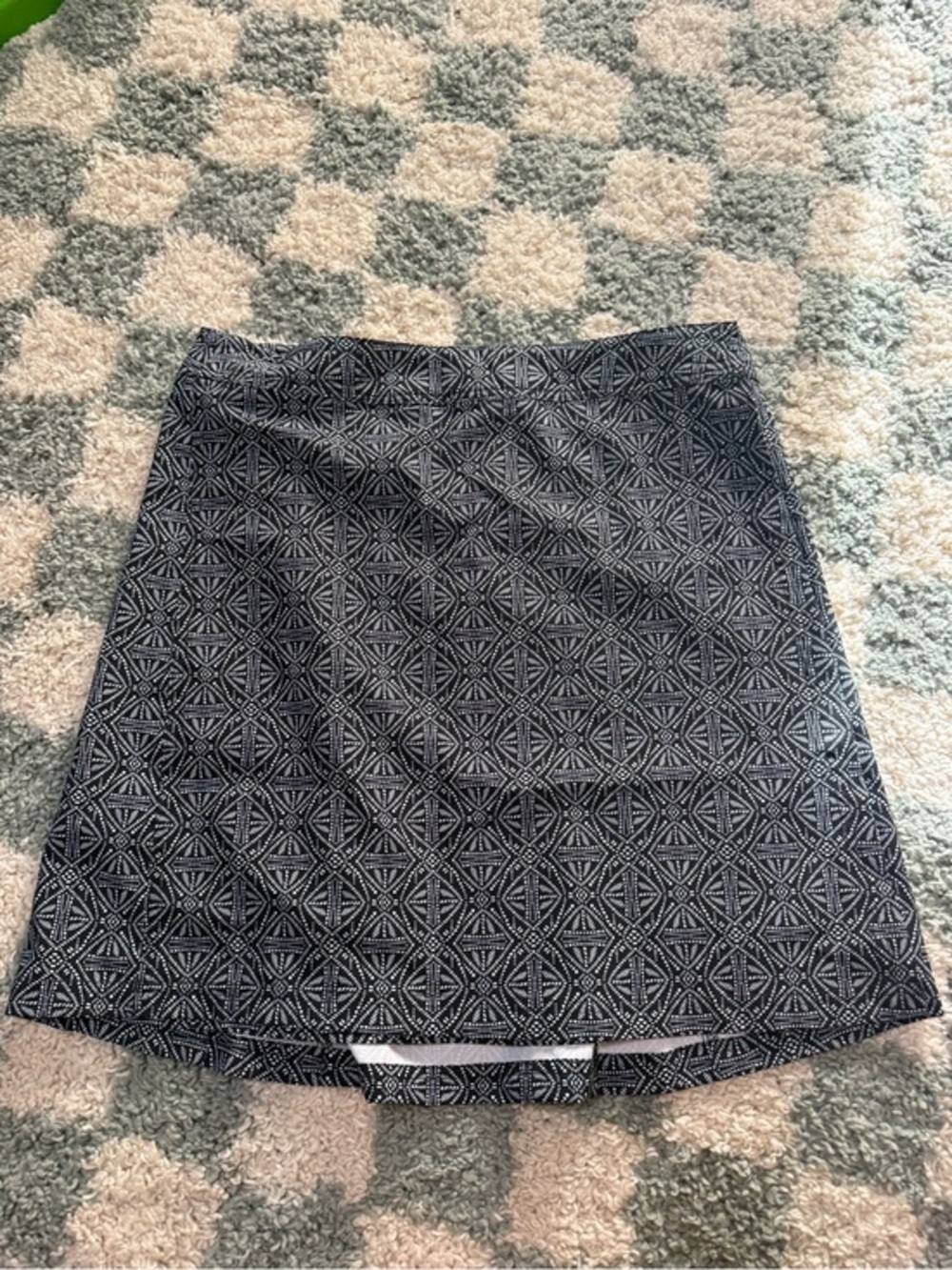 Ripskirt Hawaii black and white printed wrap skirt beach coverup nature outdoor